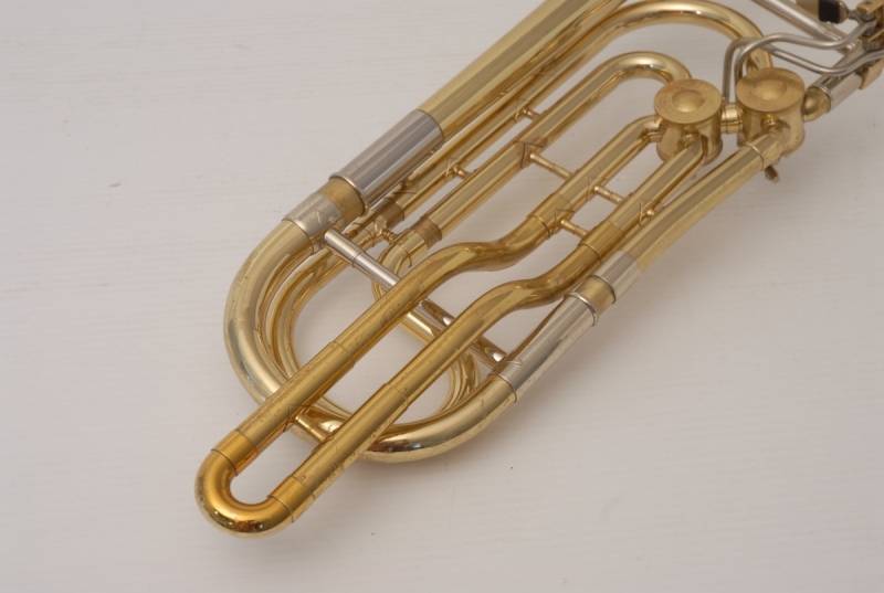 King duo gravis store bass trombone