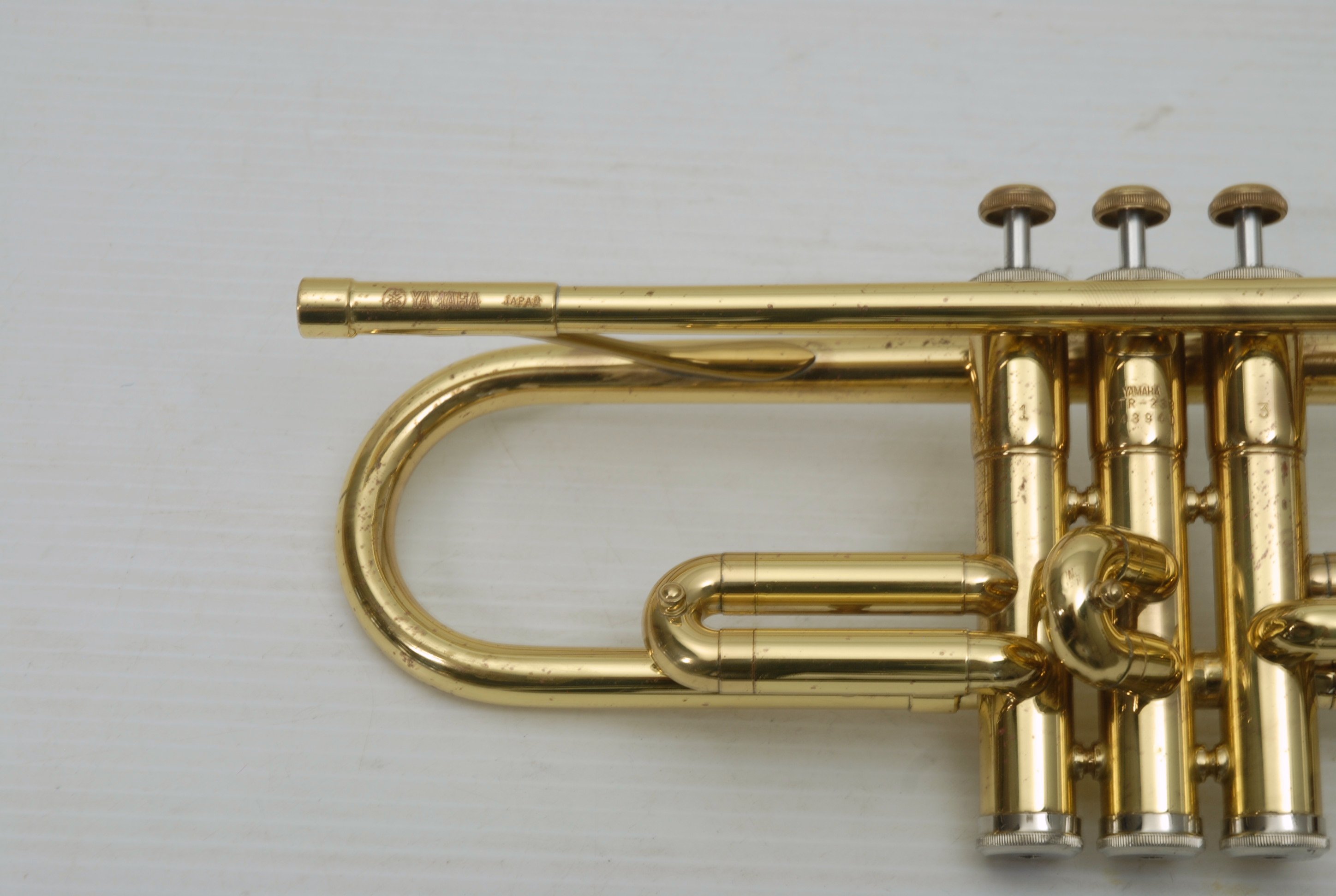 Yamaha YTR-233 Trumpet with Vintage Leather Case | Brass Exchange