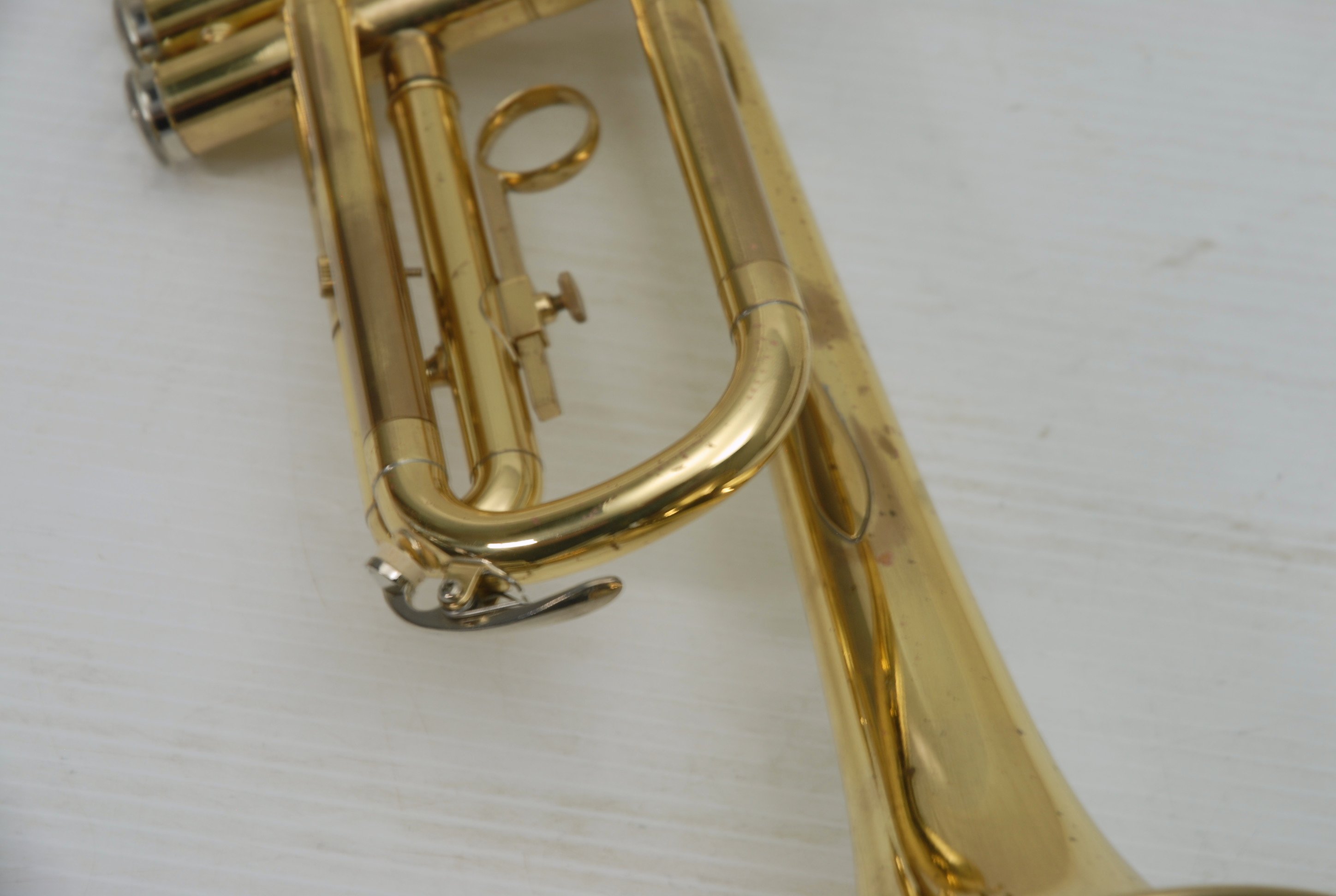 Yamaha YTR-233 Trumpet with Vintage Leather Case | Brass Exchange