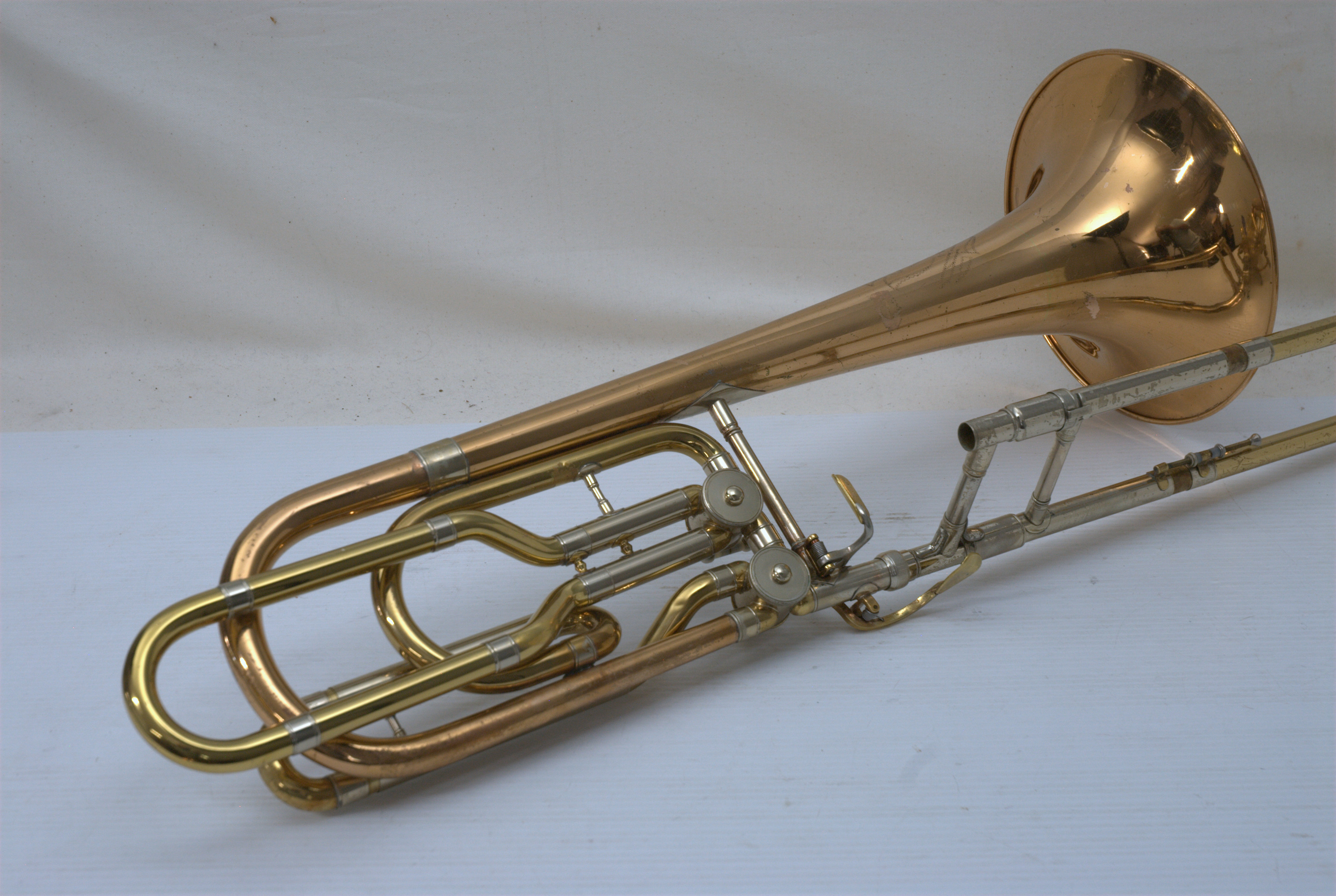 Тромбон. Чимбассо инструмент музыкальный. Elkhart Trombone 1924. Elkhart Trombone 1923. Elkhart Trombone 1921.