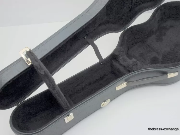 Classical Hard Shell Guitar Case PH-285I-V-IB | Brass Exchange