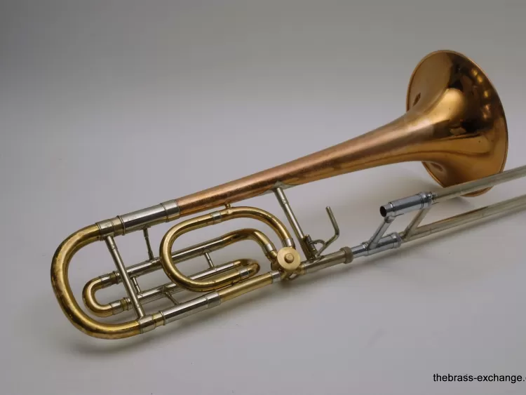 Holton TR169 Vintage Bass Trombone | Brass Exchange Holton TR169 Vintage Bass Trombone | Brass Exchange