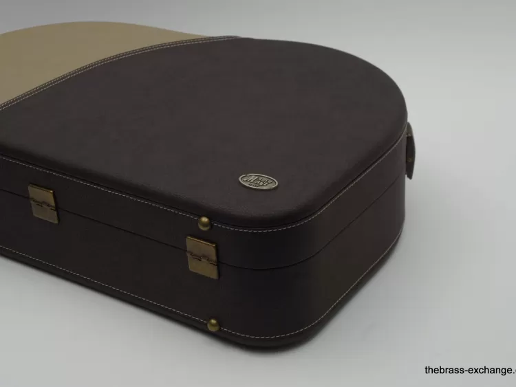 Marco Magi French Horn Case "screw bell" detachable flare model