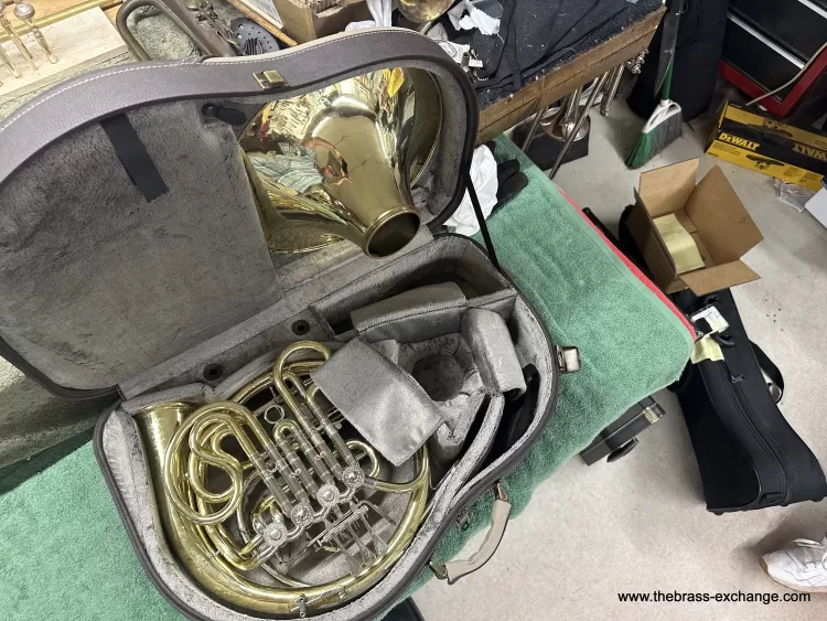 Marco Magi French Horn Case "screw bell" detachable flare model