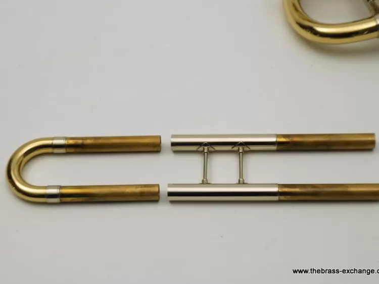Holton TR181 Bass Trombone Gb/D/Eb Tuning slide