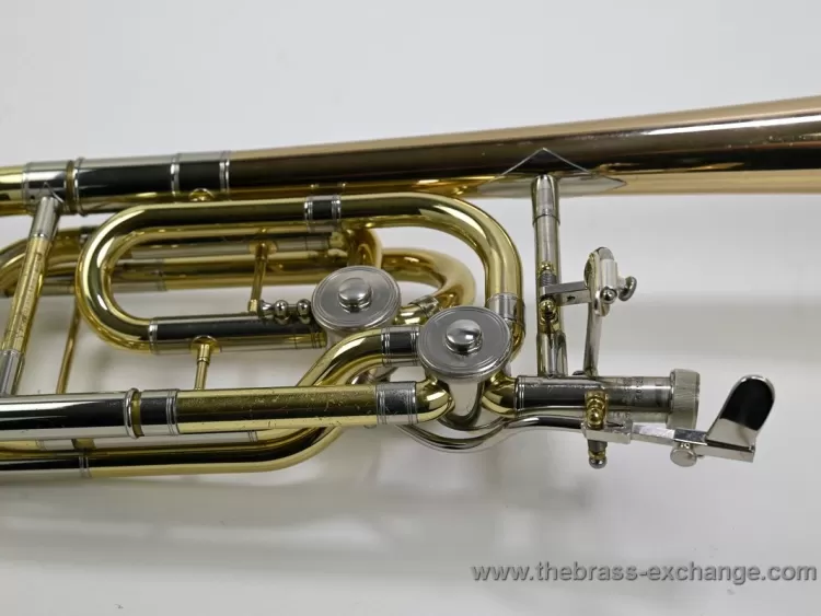 YBL-622G Bass Trombone Doug Yeo Model Valve Lever View