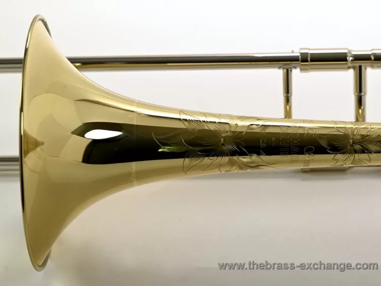 Shires Mike Davis Plus Pre-owned trombone engraving view